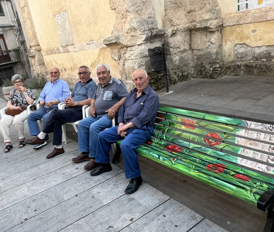 Polizzi Generosa (PA), colore, bellezza e allegria con “Panchine d’Autore”