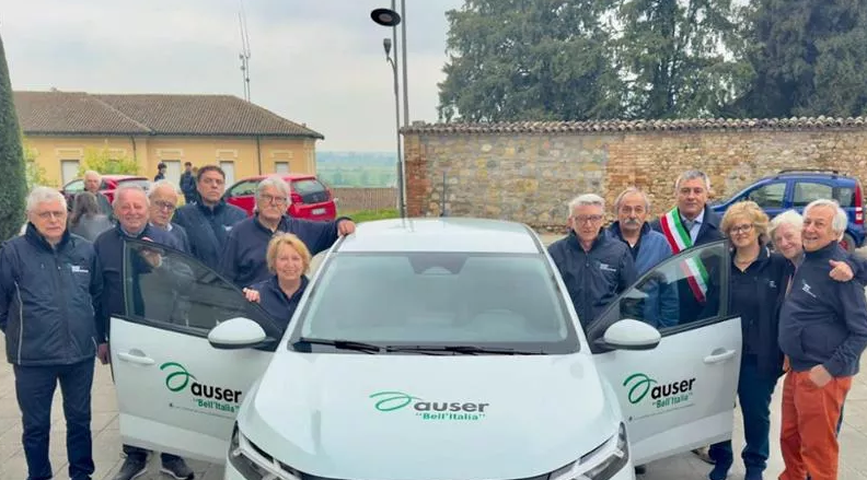 Montebello della Battaglia (PV), una nuova auto per il trasporto sociale e cambio del presidente