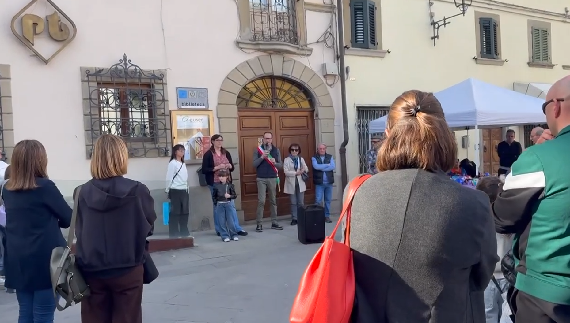 Castel San Niccolò (AR), aperta una nuova biblioteca con l’aiuto di dieci volontari. Sarà accessibile tutti i giorni